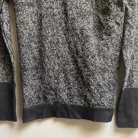 Lululemon Athletica mock neck 1/3 zip pull over long sleeve running shirt Sz 6 - Picture 5 of 13